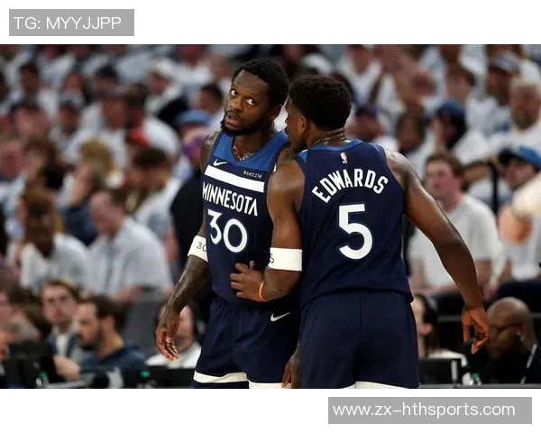 森林狼球迷热议拉拉维亚表现华子也在寻问12号球员身份