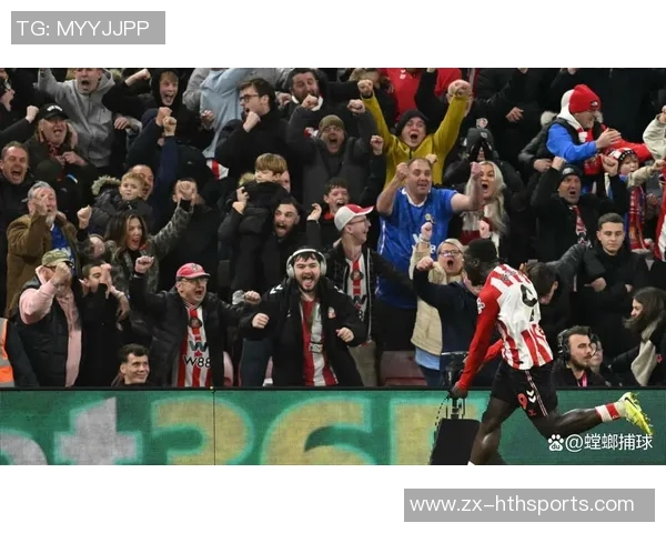 阿森纳球迷与桑德兰球迷发生冲突安保人员介入制止事态升级